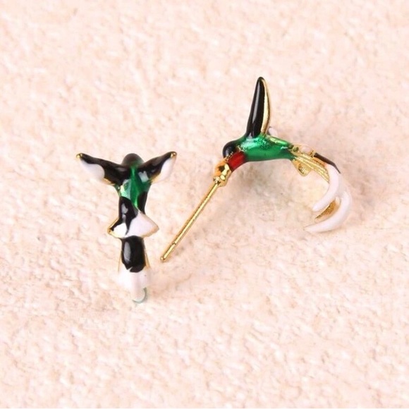 ✨3for$38sale New Minimalist Tiny Hummingbird Hoop Earrings / Bird Earrings - Picture 10 of 12